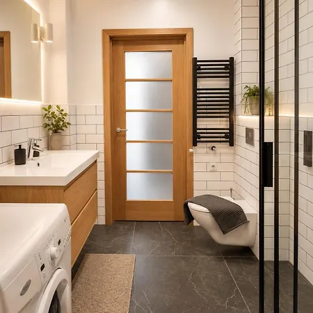 Marie Oldtown Self Check-in New By Quarterstays *